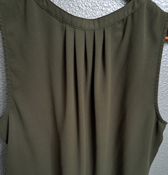 Apt 9 Olive Green Sleeveless Blouse    Size XL - Picture 8 of 8